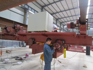 赤壁蒲圻起重機械結(jié)構(gòu)產(chǎn)品出廠檢驗車間圖展。