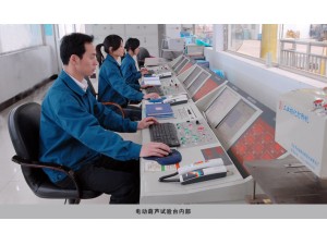 赤壁蒲圻起重機械設(shè)備性能檢測車間。